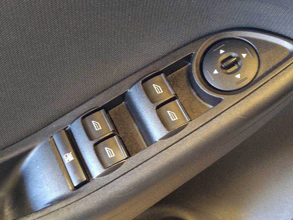 Used 2017 Ford Focus SE FWD image 27