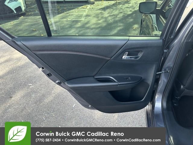 Used 2017 Honda Accord Sport Special Edition image 28