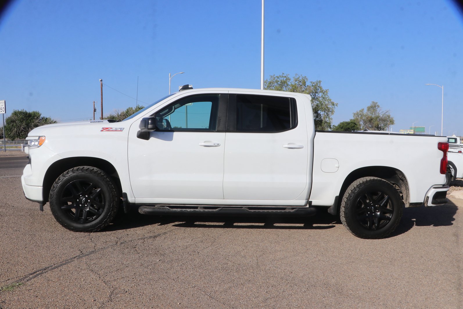 Used 2024 Chevrolet Silverado 1500 RST w/ Convenience Package II AWD/4WD image 4