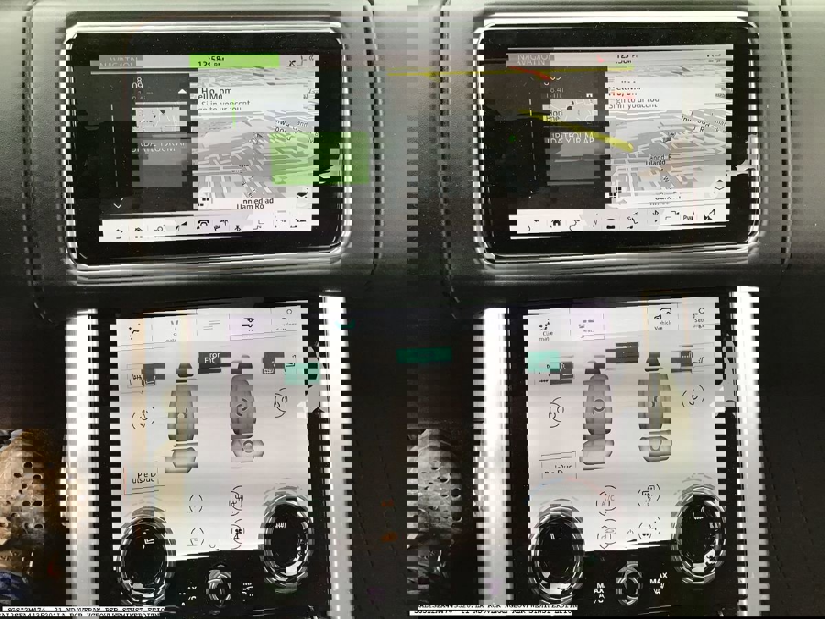 Used 2021 Land Rover Range Rover P525 Westminster Edition image 10