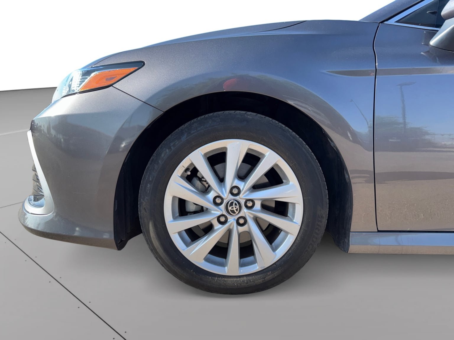 Used 2023 Toyota Camry LE w/ Convenience Package FWD image 9
