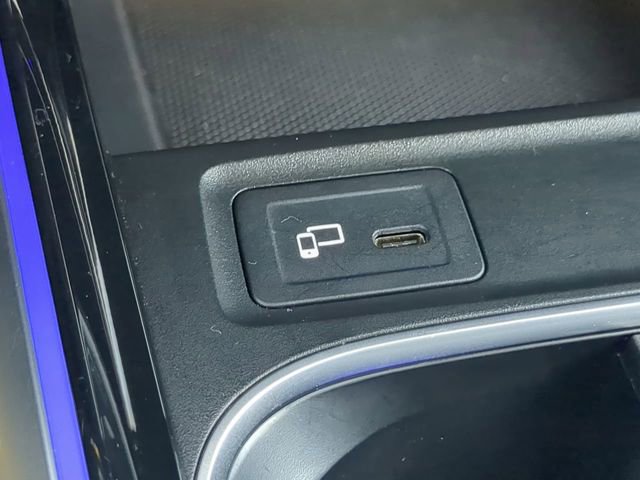 Used 2023 Mercedes-Benz GLB 250 image 22