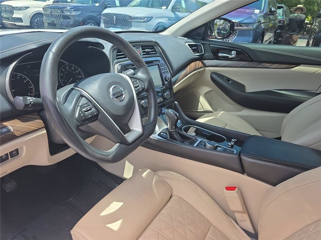 Used 2016 Nissan Maxima Platinum FWD image 17