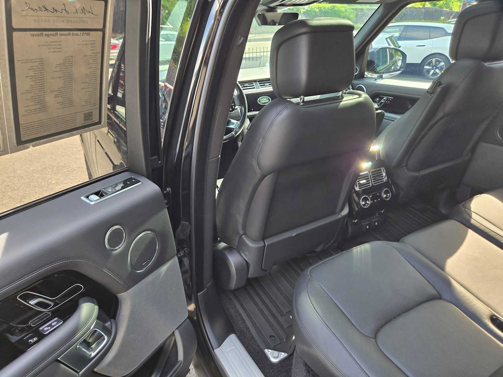 Used 2019 Land Rover Range Rover Supercharged AWD/4WD image 16