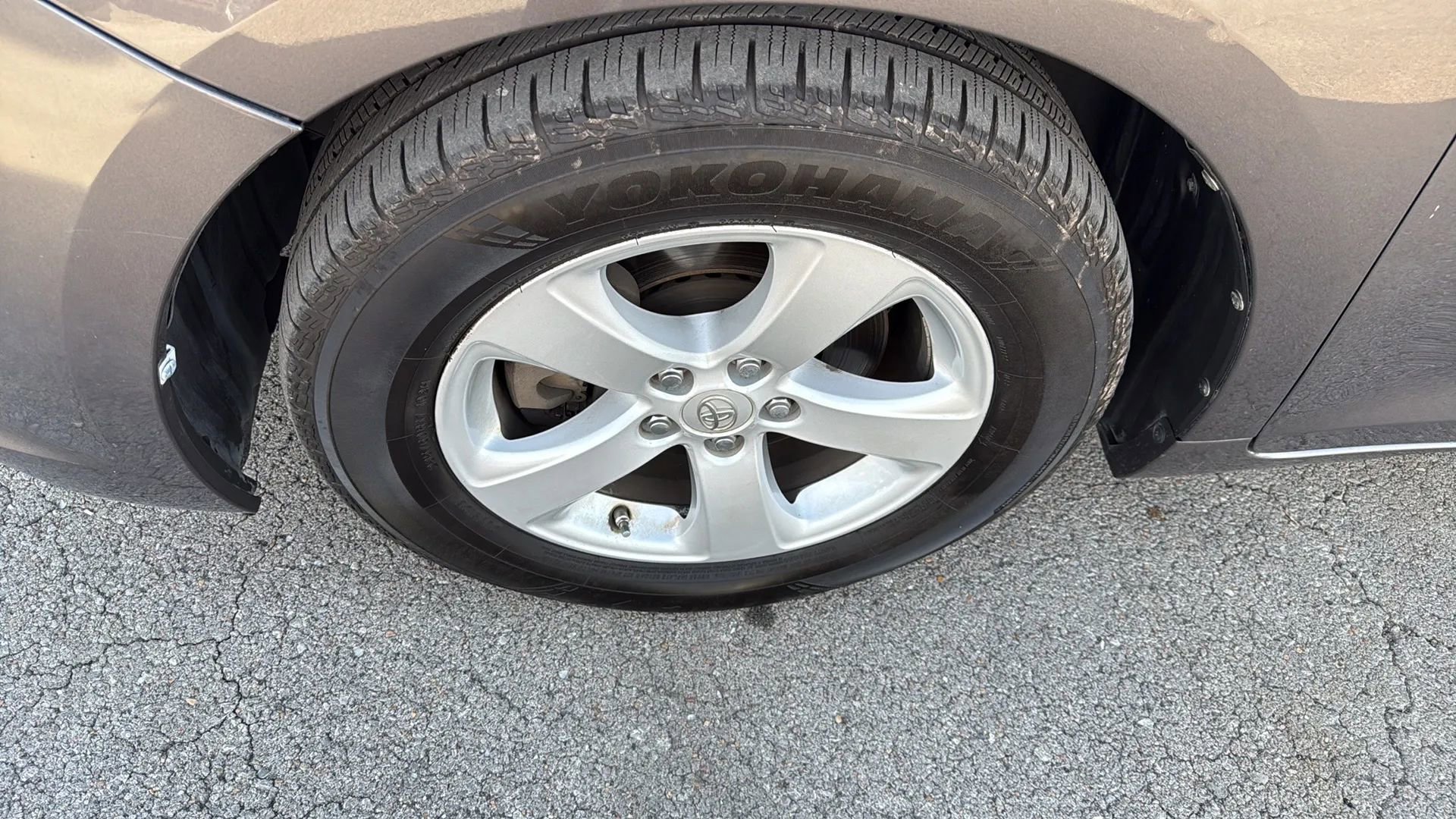 Used 2012 Toyota Sienna LE image 20