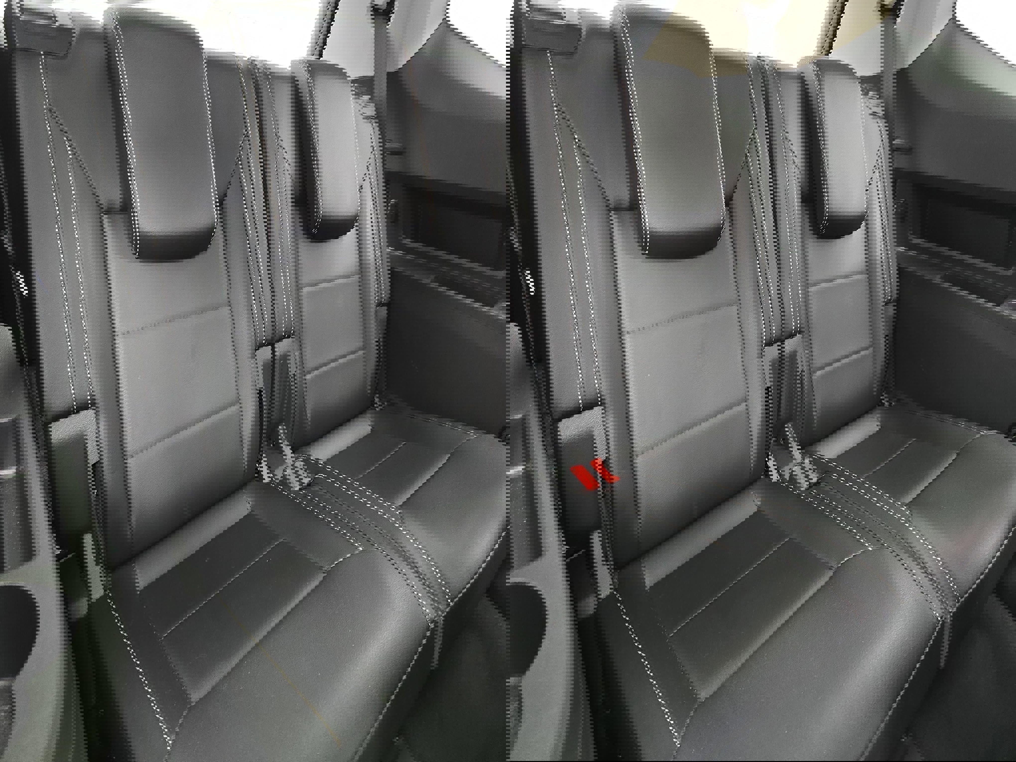 Certified 2022 Volkswagen Atlas SE image 12