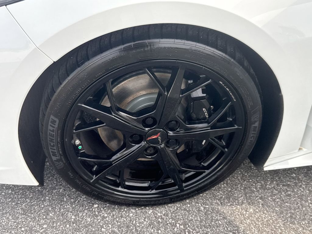 Used 2022 Chevrolet Corvette Stingray Premium Cpe w/ Z51 Performance Package image 30