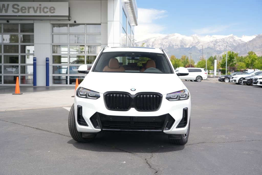 Used 2024 BMW X3 xDrive30i w/ M Sport Package AWD/4WD image 2