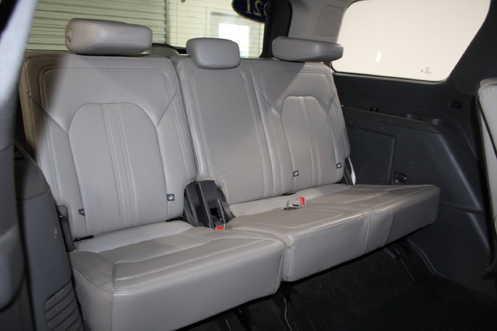 Used 2021 Ford Expedition Limited AWD/4WD image 33
