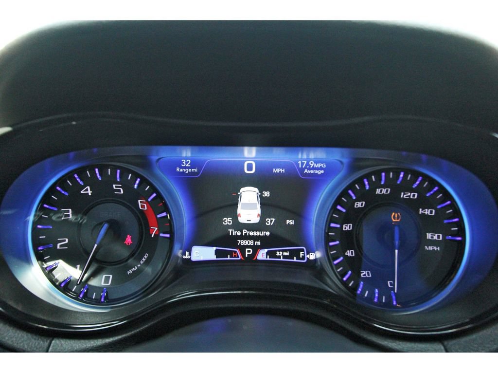 Used 2022 Chrysler 300 S w/ Comfort Group RWD image 13