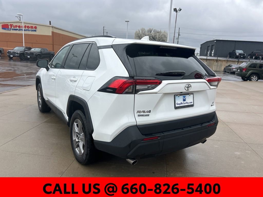Used 2025 Toyota RAV4 LE AWD/4WD image 14
