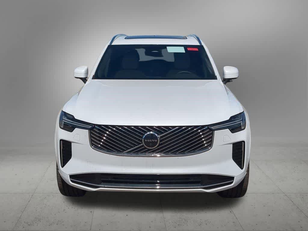 New 2026 Volvo XC90 B6 Plus w/ Protection Package Premier AWD/4WD image 9