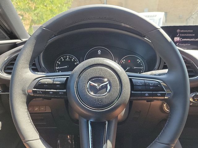 New 2025 MAZDA MAZDA3 Hatchback w/Premium Plus Pkg image 10