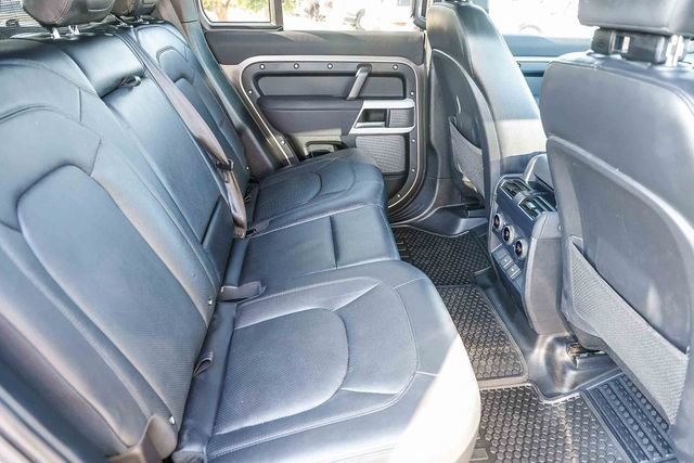 Used 2023 Land Rover Defender 110 SE AWD/4WD image 22