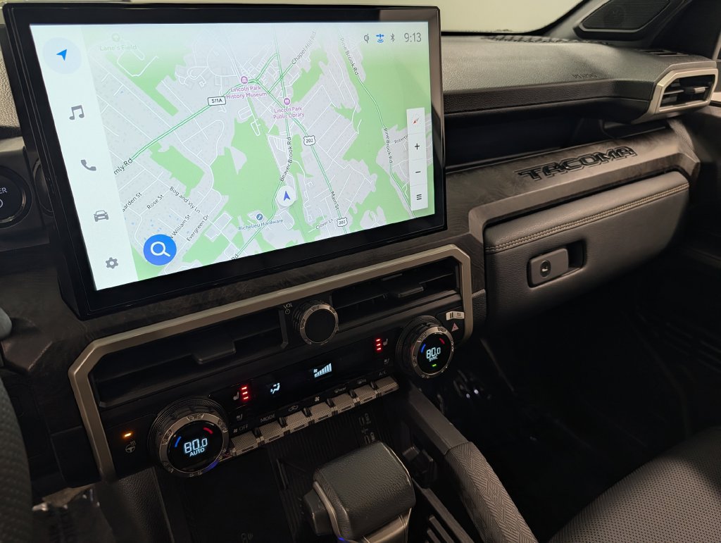 Used 2024 Toyota Tacoma Limited AWD/4WD image 13