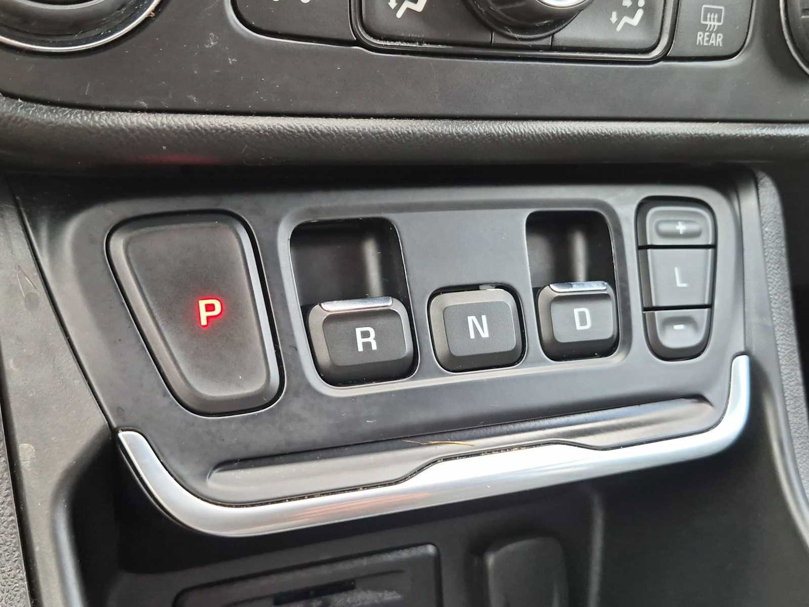 Used 2019 GMC Terrain SLT w/ Preferred Package AWD/4WD image 33