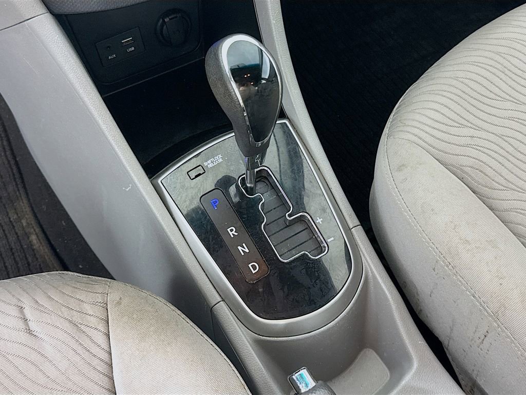 Used 2014 Hyundai Accent GLS w/ Option Group 2 image 15