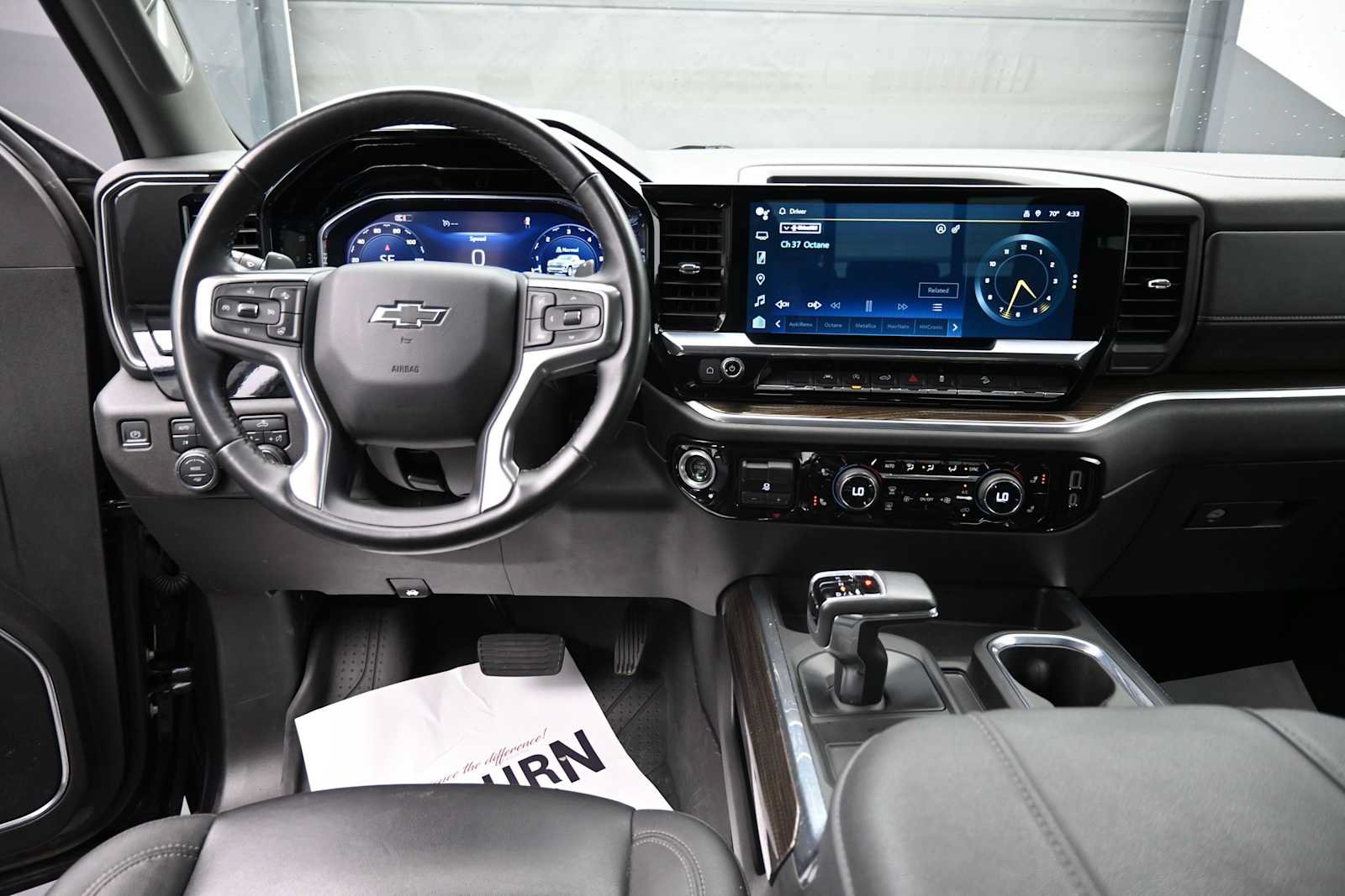 Used 2024 Chevrolet Silverado 1500 RST AWD/4WD image 13