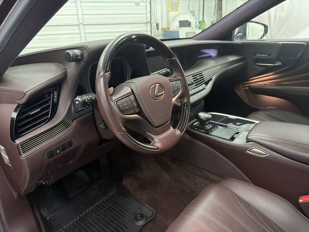 Used 2018 Lexus LS 500 AWD w/ Luxury Package image 11