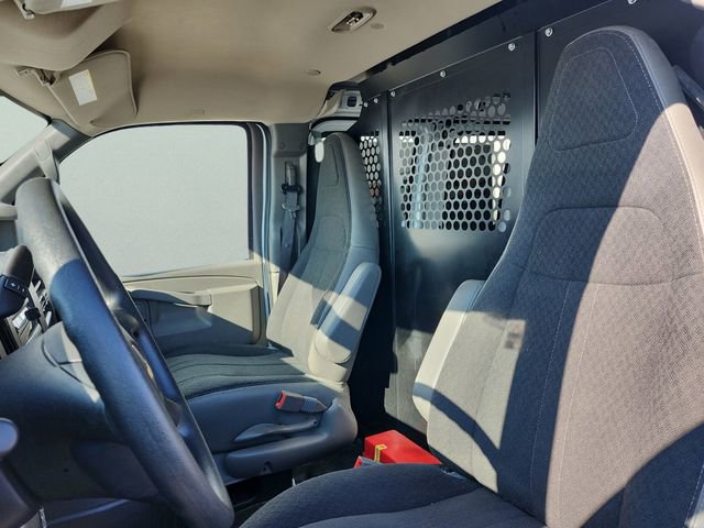 Certified 2024 Chevrolet Express 2500 Work Van w/ Driver Convenience Package image 16