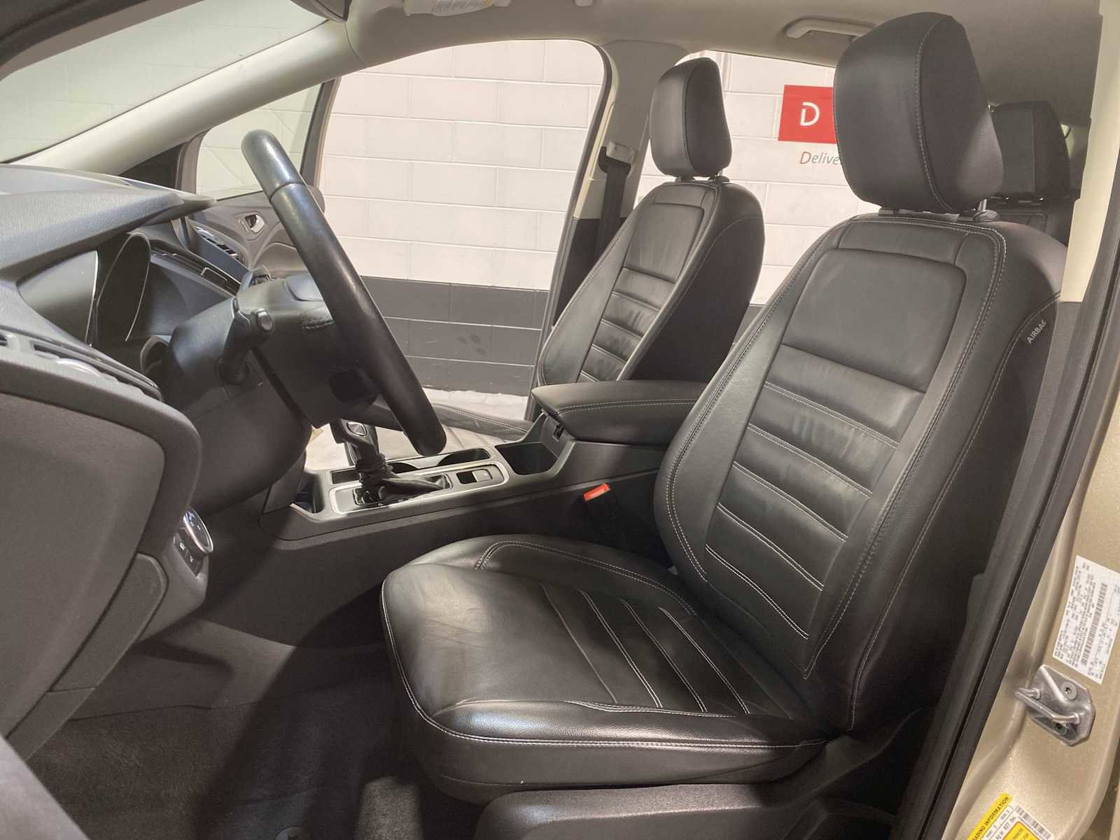 Used 2018 Ford Escape SEL w/ Ford Safe & Smart Package image 11