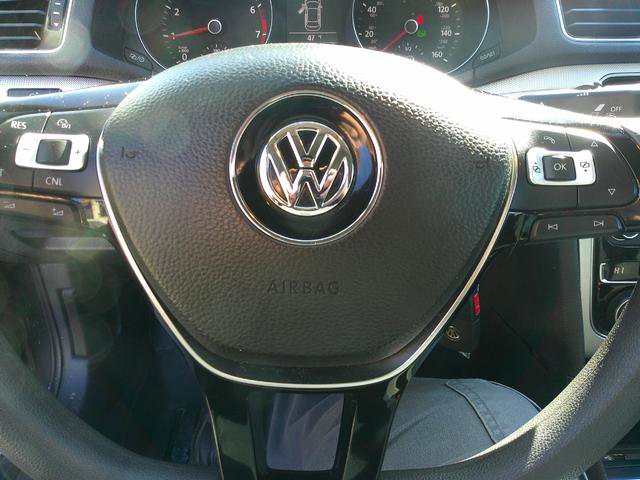Used 2016 Volkswagen Passat 1.8T S image 8