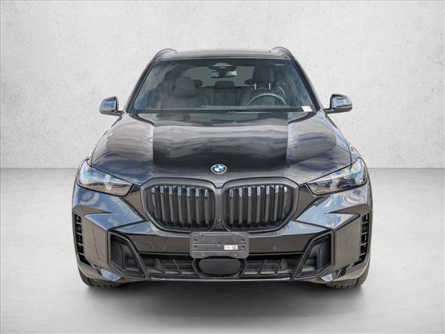 Used 2024 BMW X5 xDrive40i w/ M Sport Package image 2