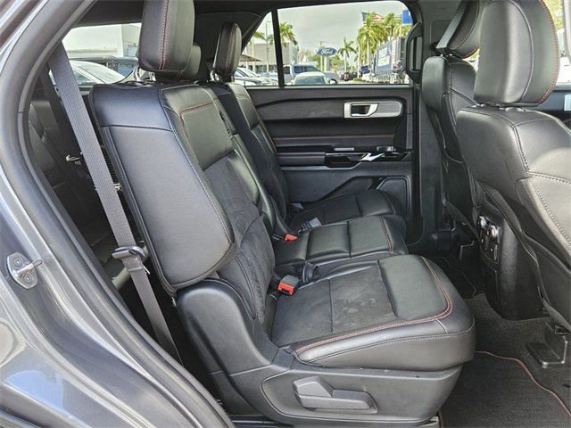 Used 2022 Ford Explorer ST-Line image 12