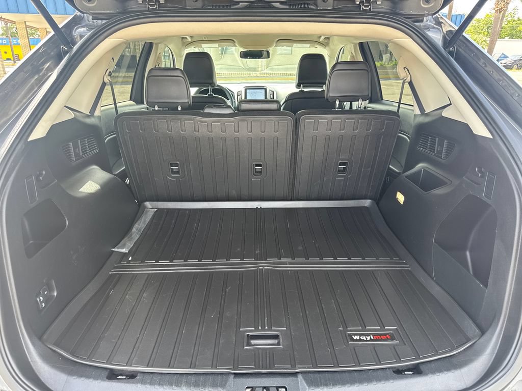 Used 2024 Ford Edge SEL AWD/4WD image 15