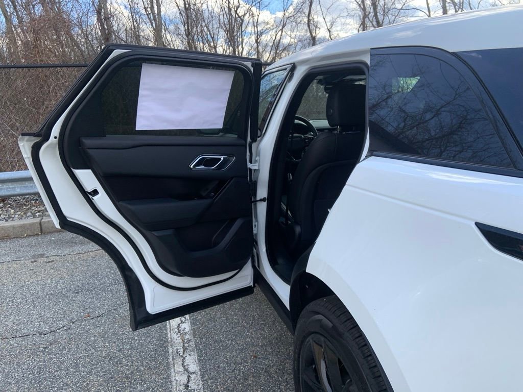 New 2026 Land Rover Range Rover Velar Dynamic SE image 12