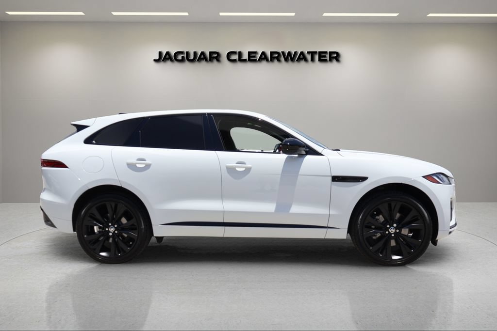 Used 2024 Jaguar F-PACE R-Dynamic S AWD/4WD image 5