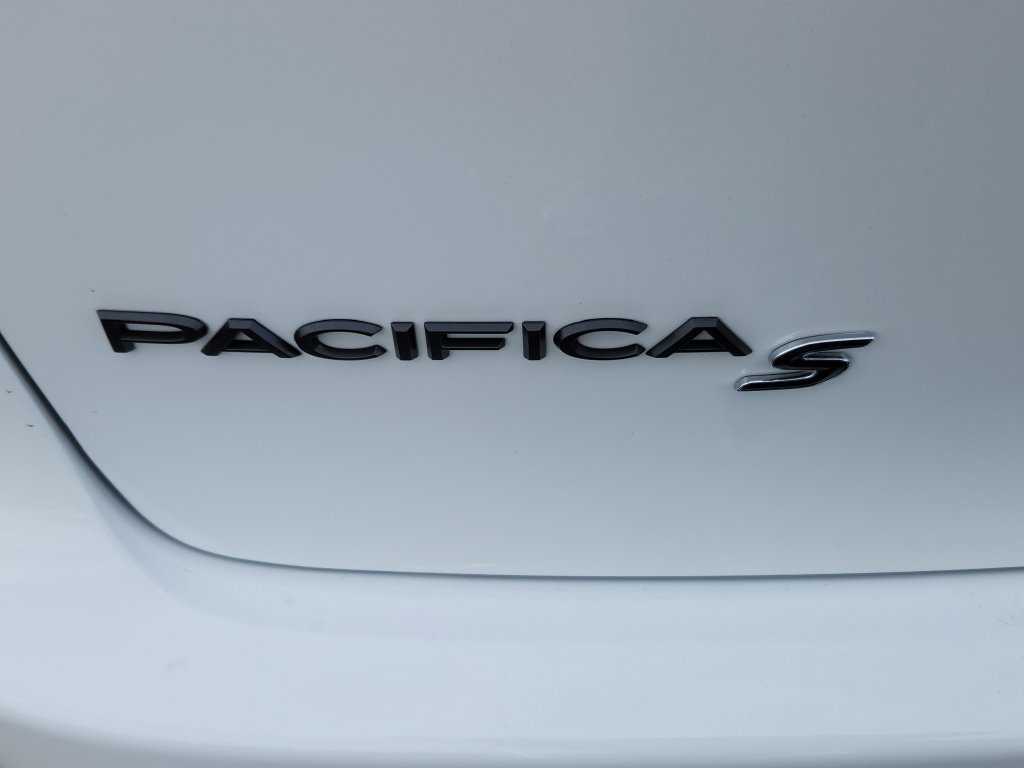 New 2026 Chrysler Pacifica Select w/ S Appearance Package AWD/4WD image 12