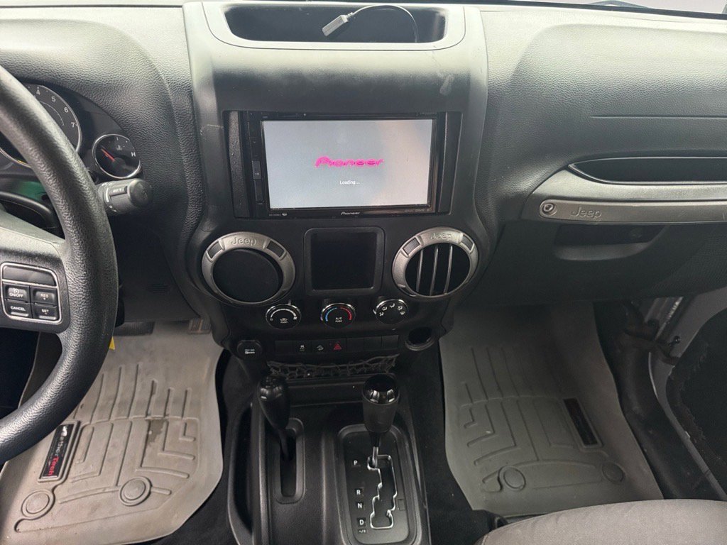 Used 2014 Jeep Wrangler Sport image 9