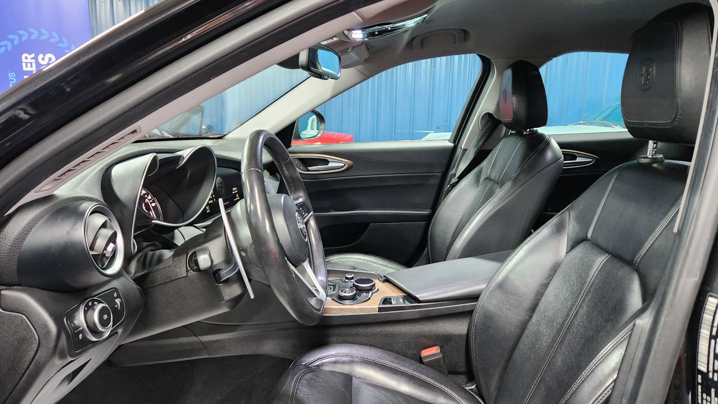 Used 2017 Alfa Romeo Giulia Ti w/ TI Performance Package image 9