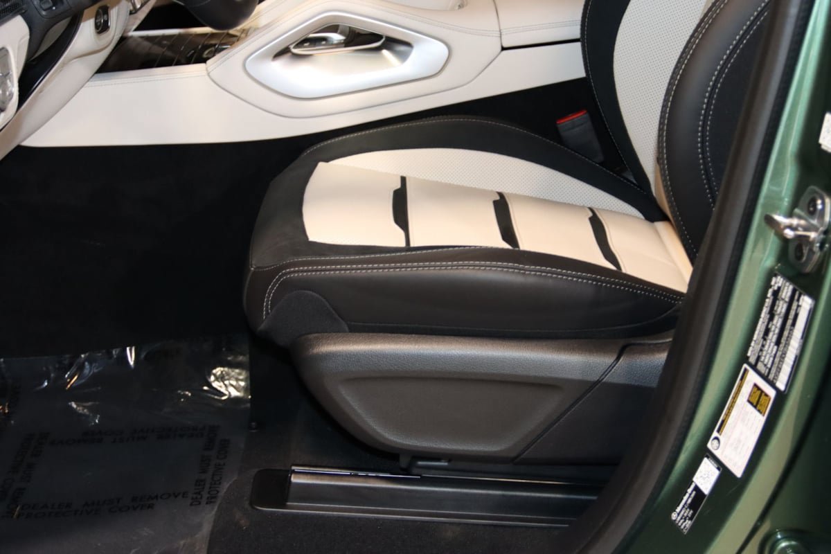 Used 2026 Mercedes-Benz GLS 63 AMG 4MATIC image 45