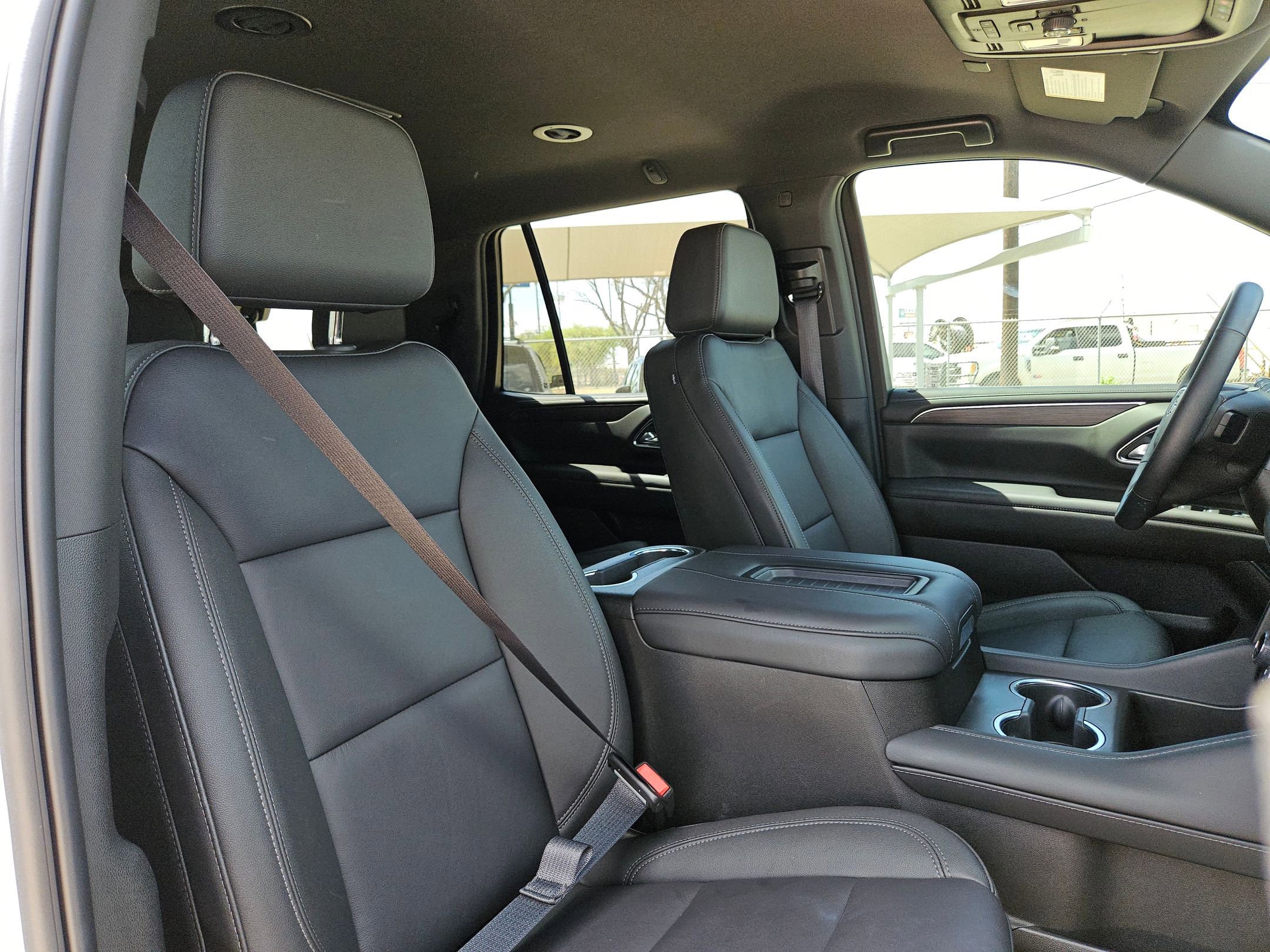 Certified 2024 Chevrolet Tahoe Z71 w/ Luxury Package image 30