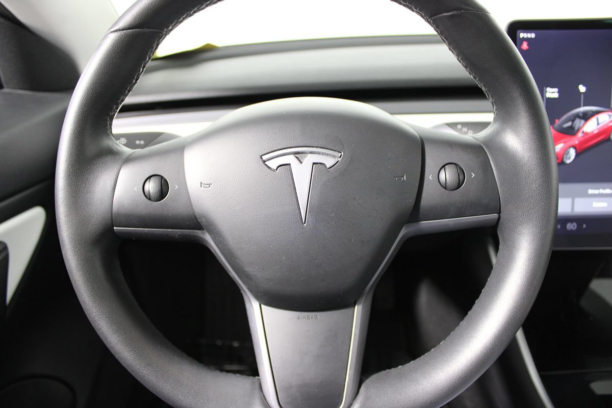 Used 2019 Tesla Model 3 Standard Range Plus RWD image 4