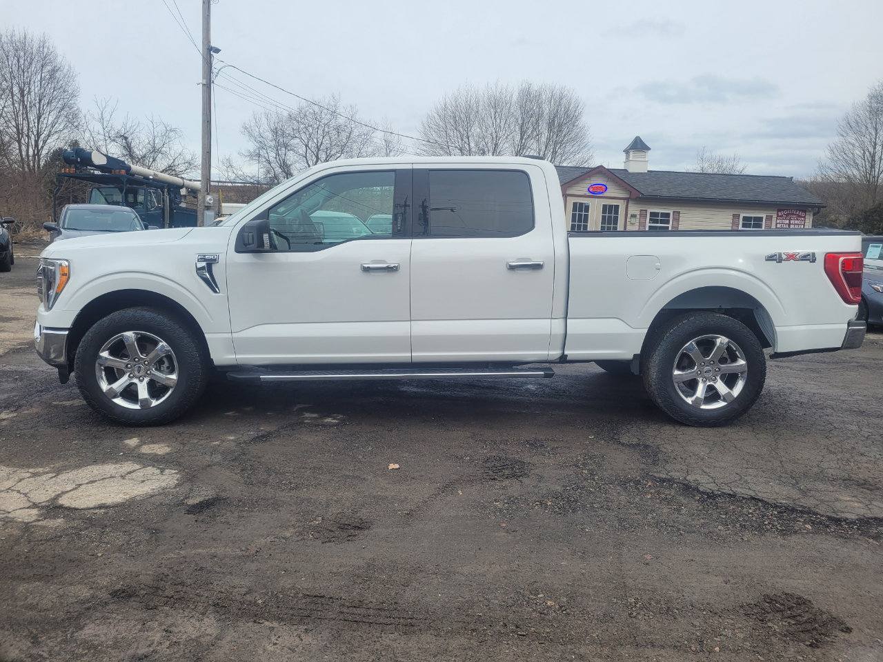 Used 2021 Ford F150 XLT w/ Equipment Group 302A High image 5