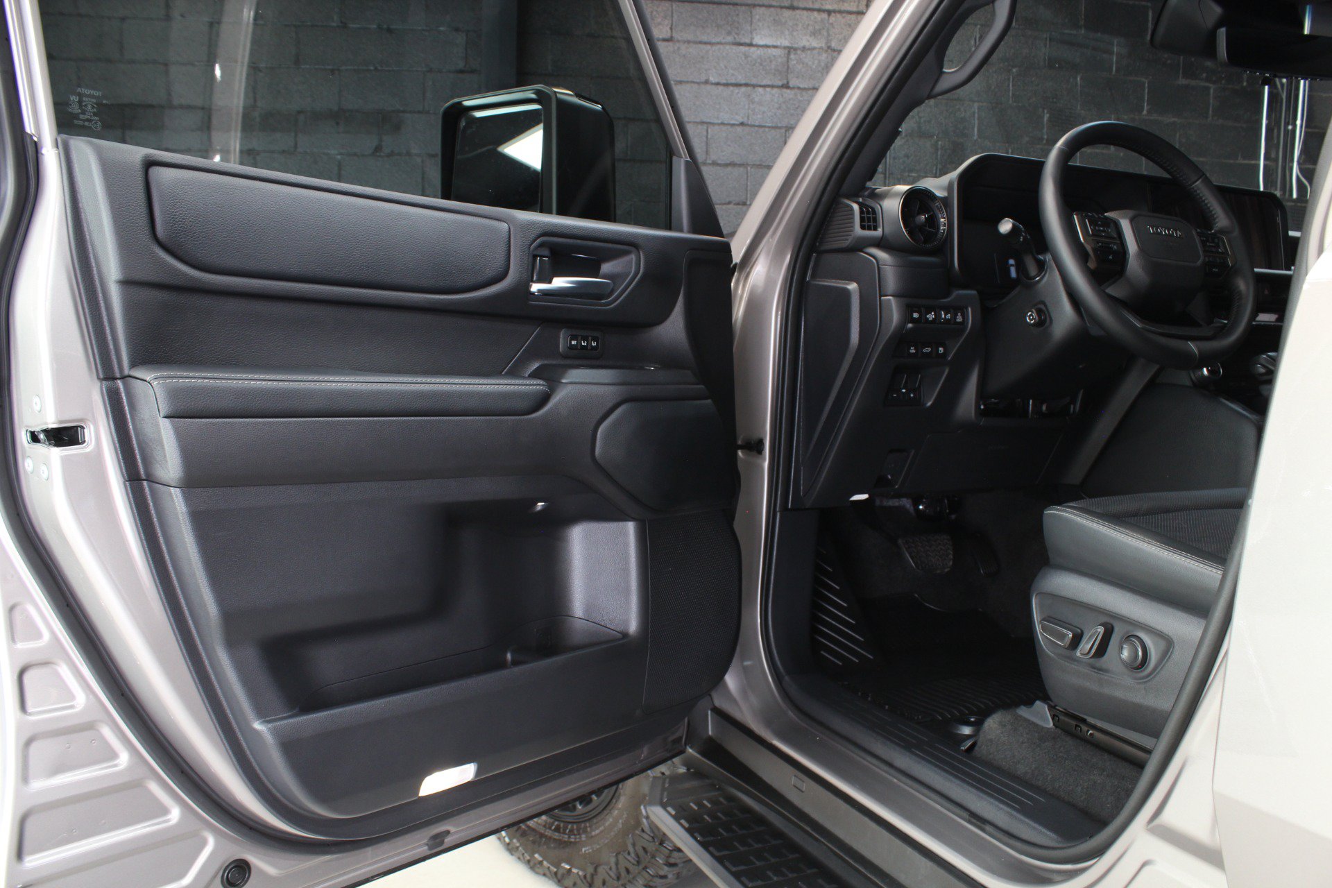 Used 2025 Toyota Land Cruiser w/ Premium Package AWD/4WD image 35