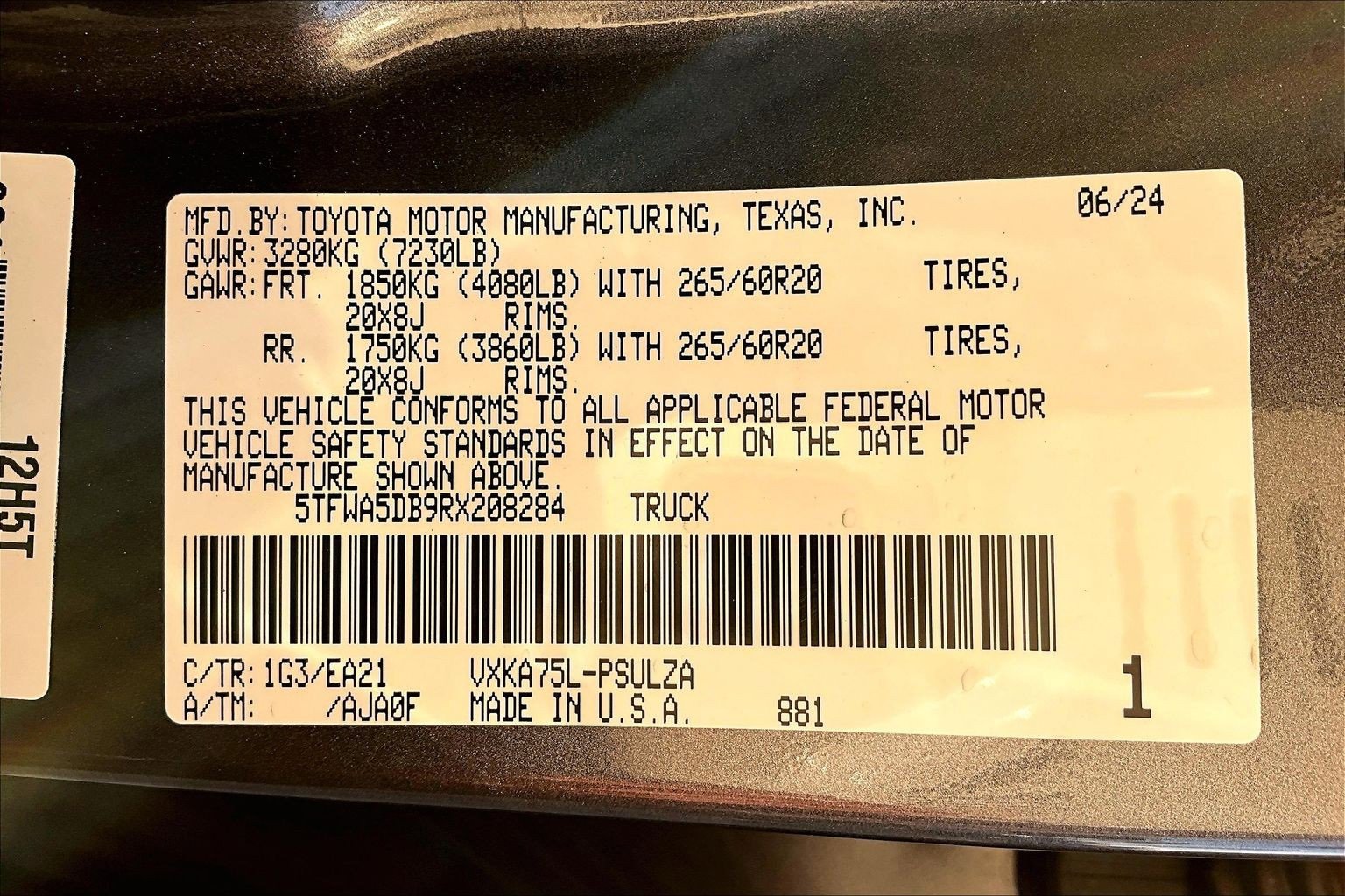 Used 2024 Toyota Tundra Limited image 36