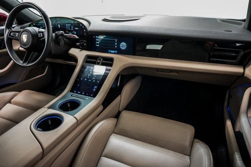 Used 2022 Porsche Taycan 4 Cross Turismo image 25