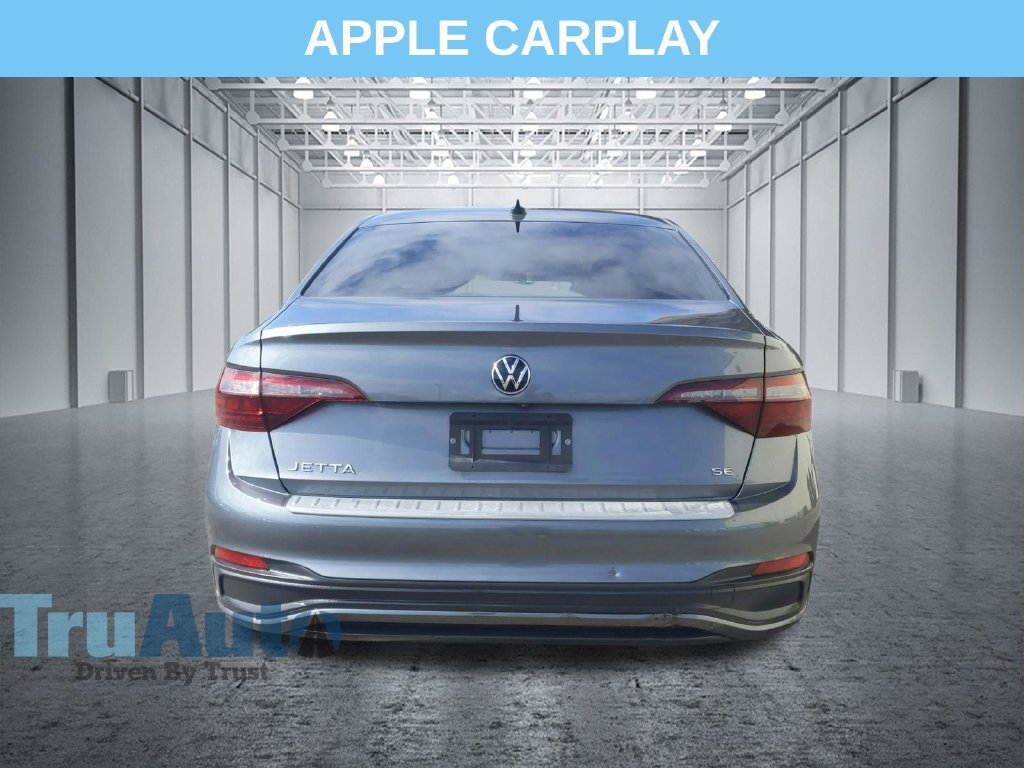 Used 2023 Volkswagen Jetta SE FWD image 5