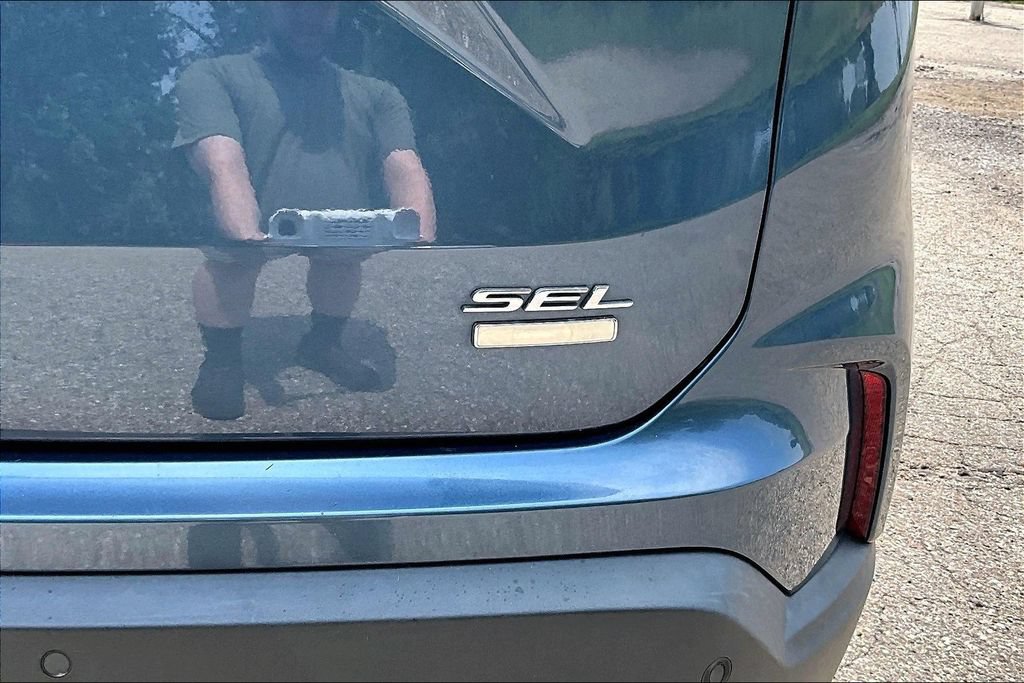 Used 2019 Ford Edge SEL w/ Equipment Group 201A AWD/4WD image 8