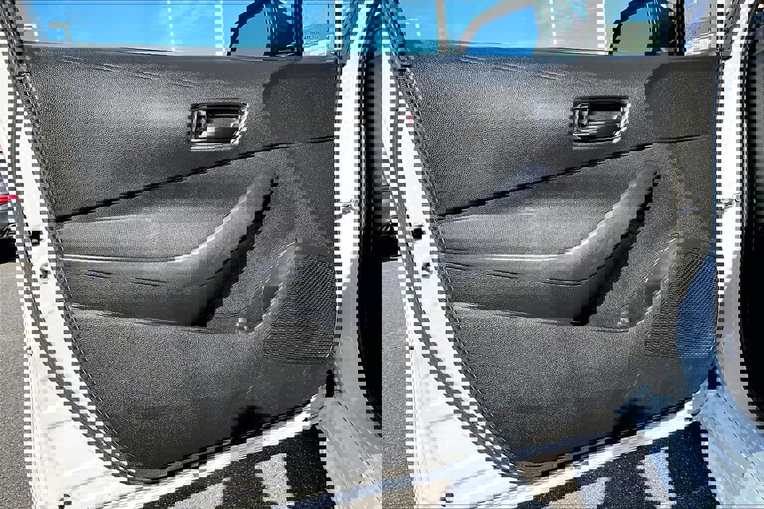 Used 2023 Toyota Corolla LE image 21