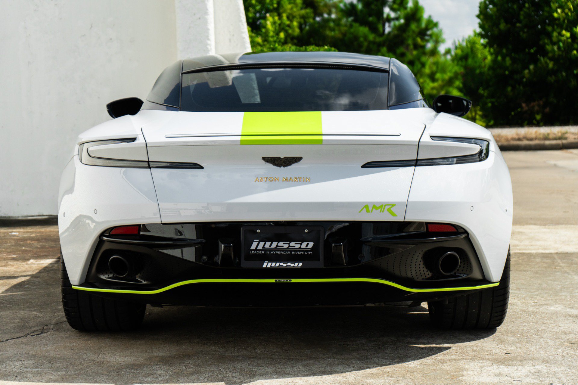 Used 2019 Aston Martin DB11 AMR RWD image 14
