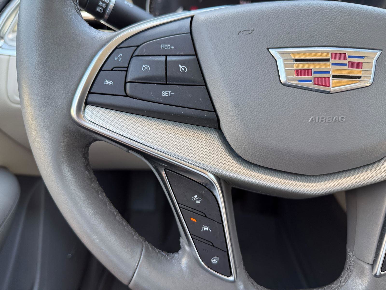 Used 2023 Cadillac XT5 Premium Luxury w/ LPO, Floor Liner Package AWD/4WD image 26