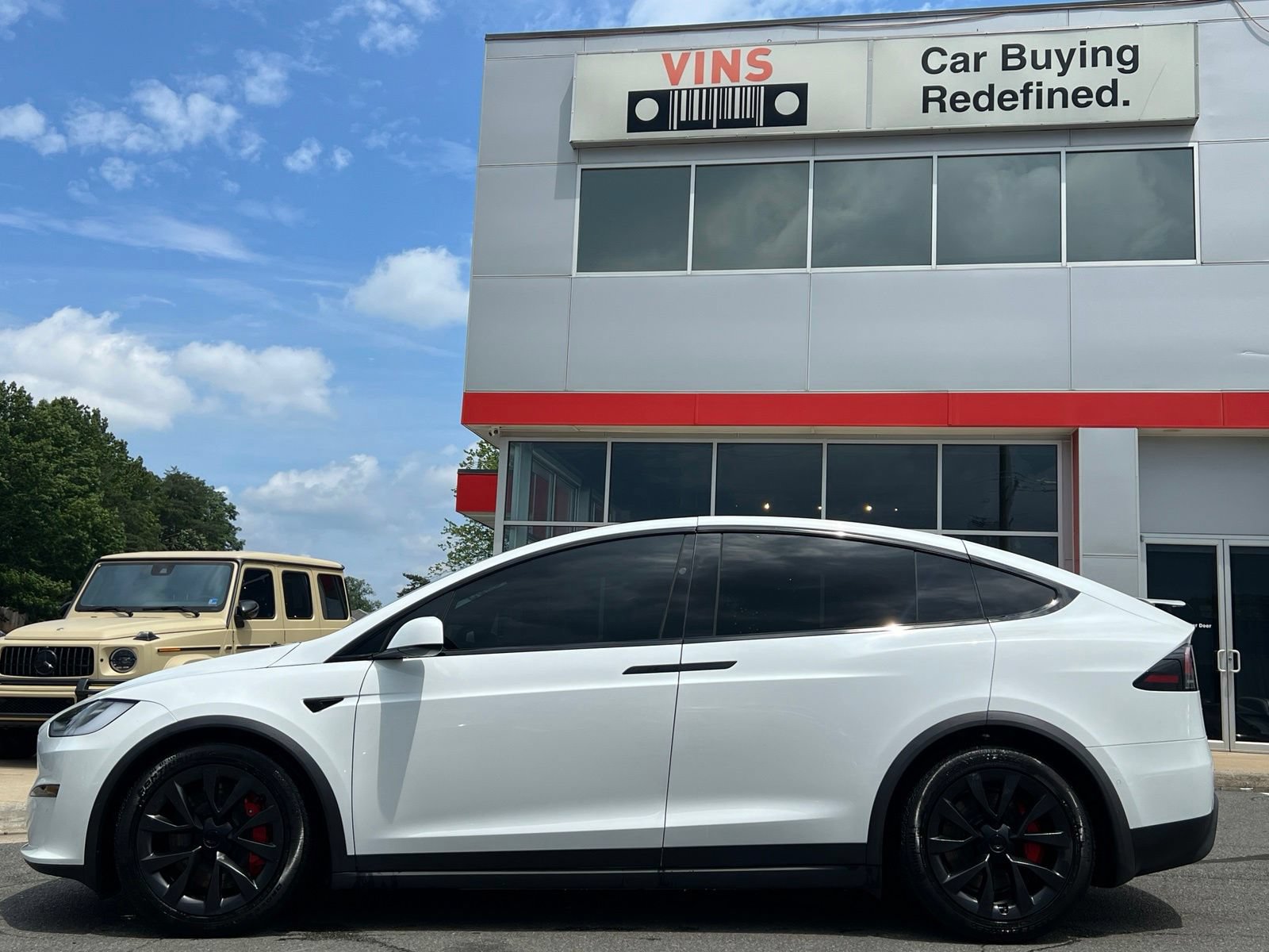 Used 2022 Tesla Model X Plaid AWD/4WD image 8