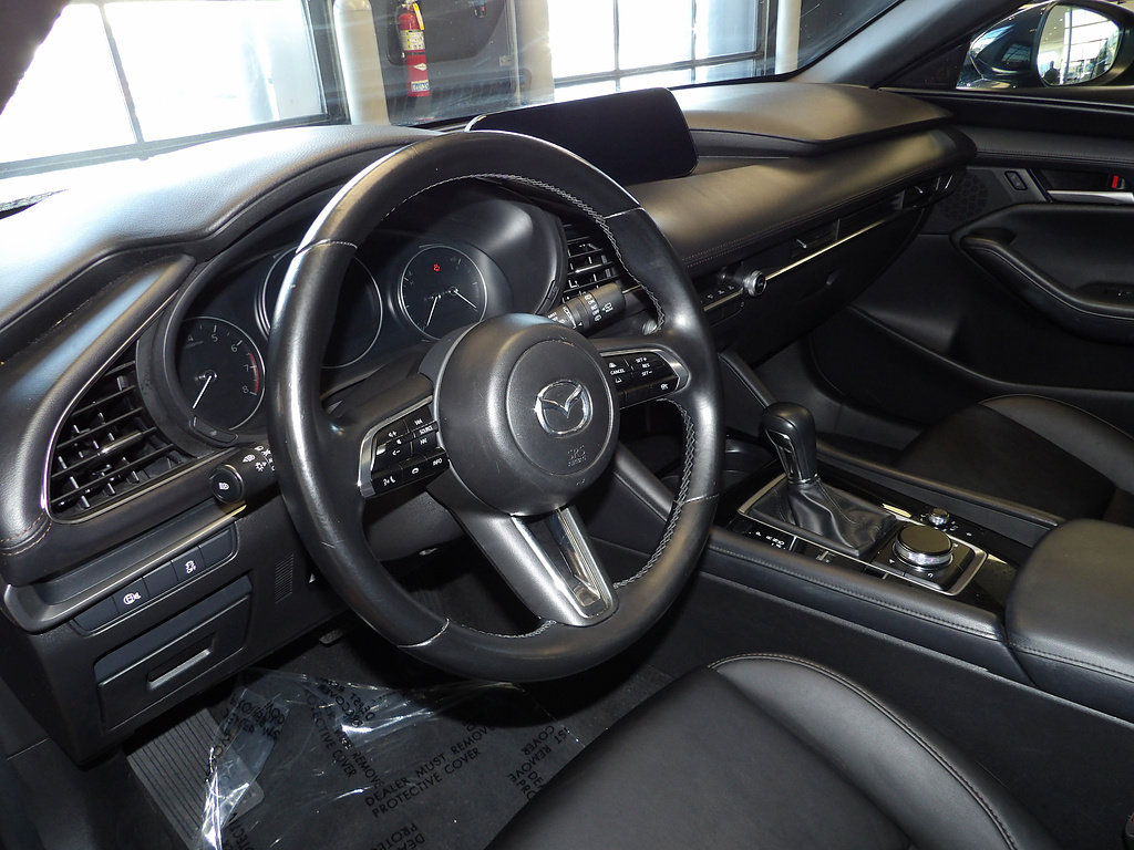 Certified 2025 MAZDA MAZDA3 s Sport FWD image 24