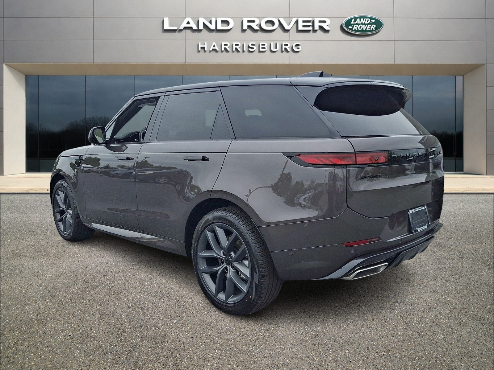 New 2026 Land Rover Range Rover Sport Dynamic SE AWD/4WD image 2