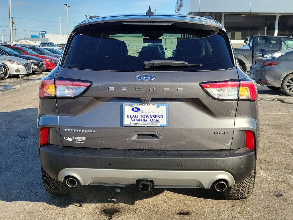 Certified 2022 Ford Escape Titanium w/ Class II Trailer Tow Package image 5